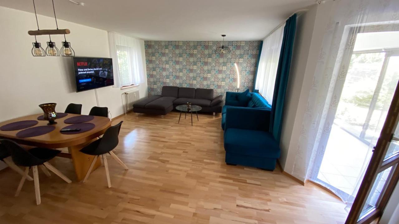 Outlet Holiday Home Metzingen  Exteriör bild