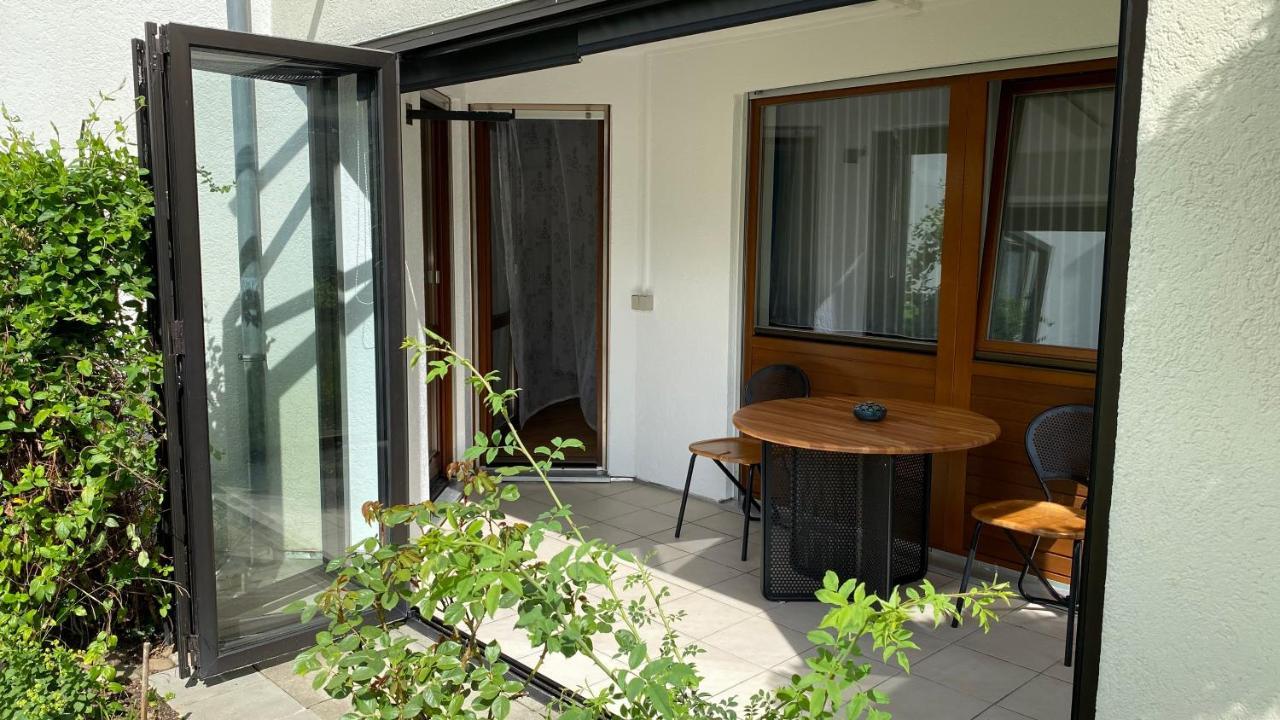 Outlet Holiday Home Metzingen  Exteriör bild